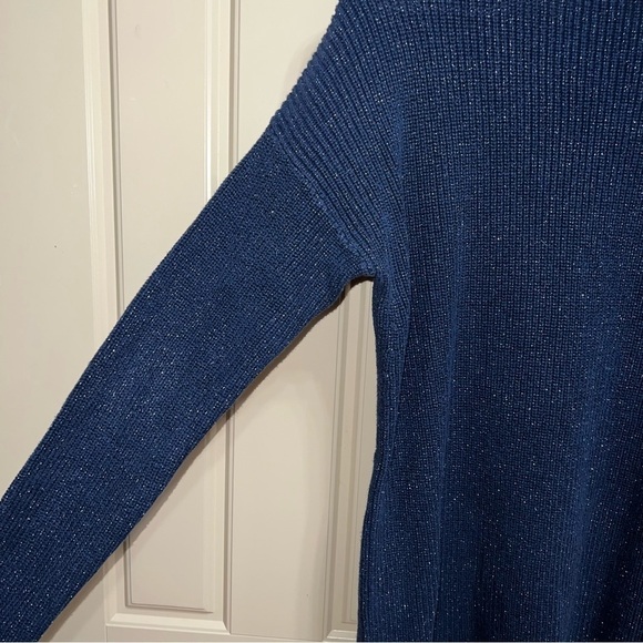 a.n.a. Women’s Glittery Navy Blue Long Sleeve Sweater Size Medium - Picture 6 of 7